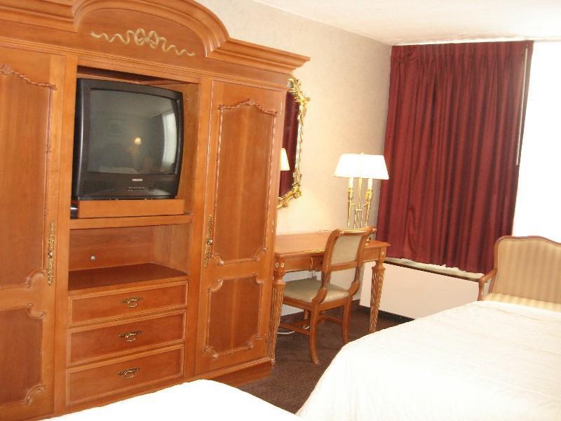 A Victory Inn & Suites - Muskegon Phòng bức ảnh