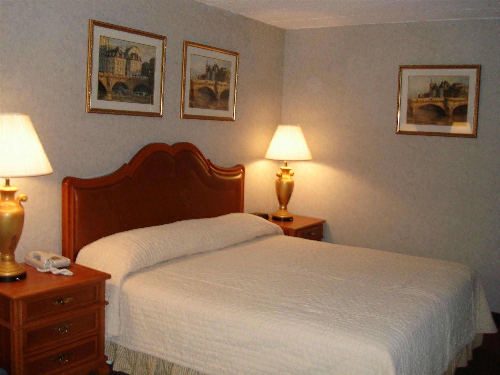 A Victory Inn & Suites - Muskegon Phòng bức ảnh